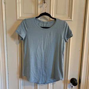 Lululemon T Shirt